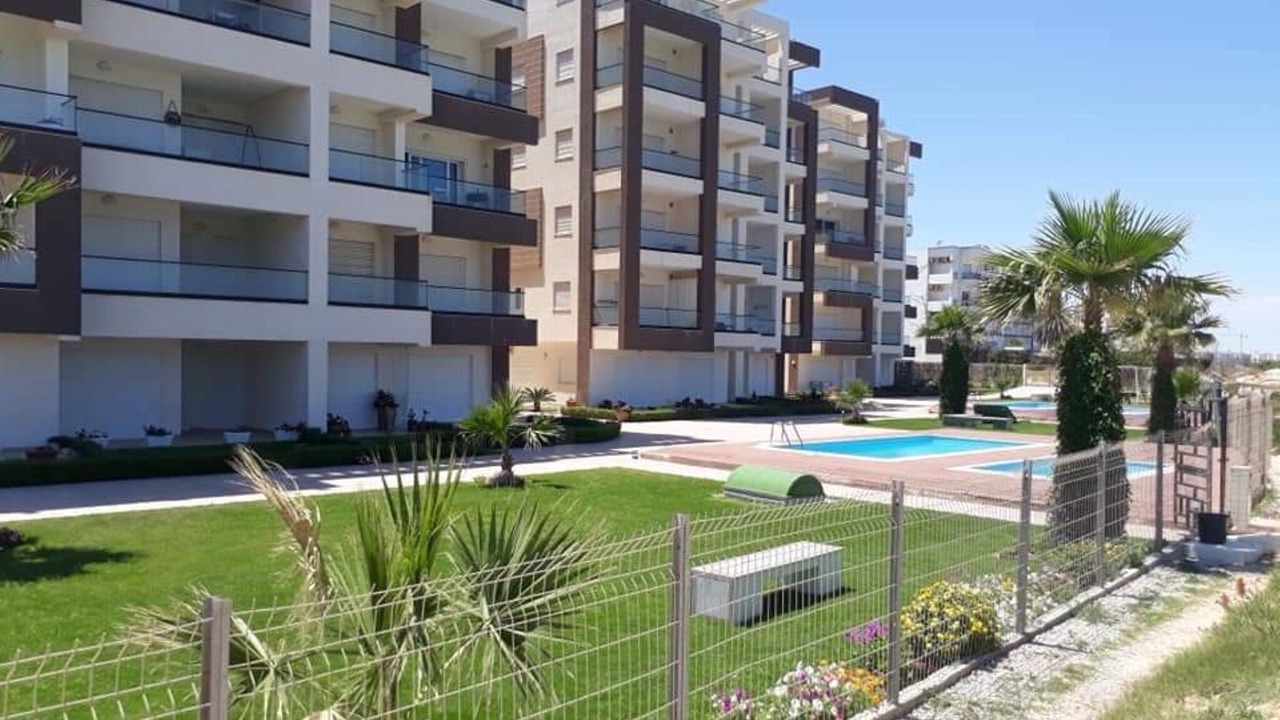 Photo of Outdoor in Tantana