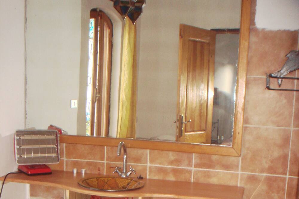 Photo of Bathroom in Bizerte