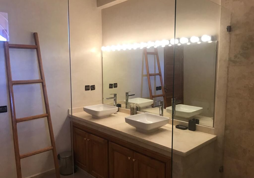 Photo of Bathroom in Ghmate