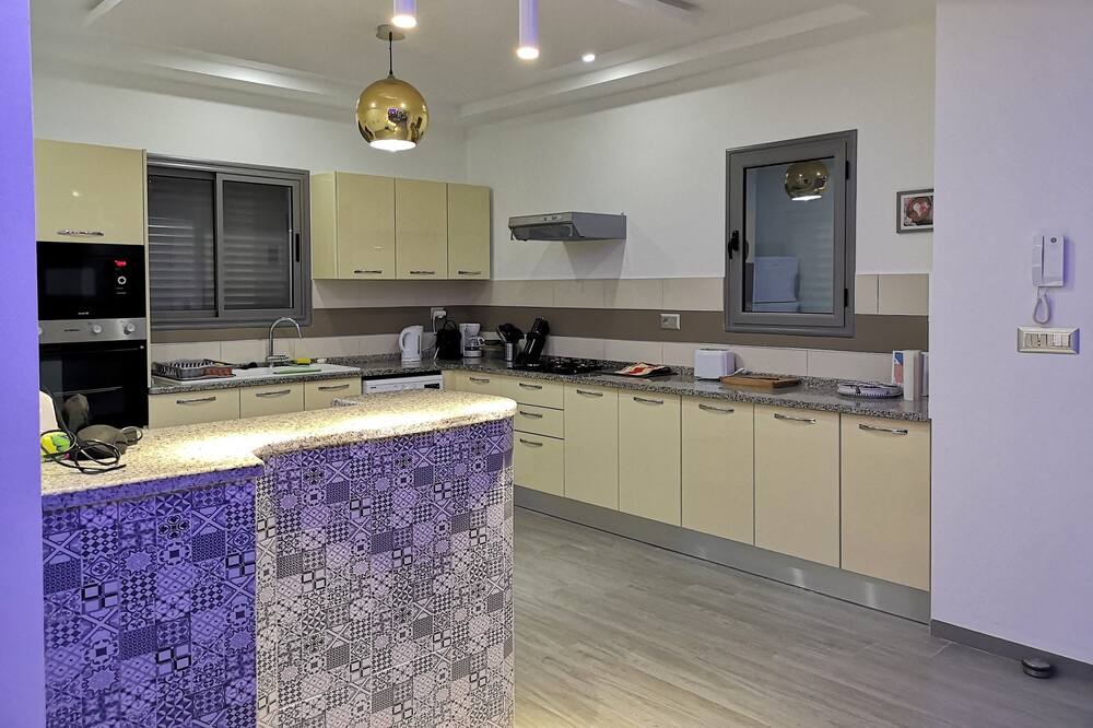 Photo of Kitchen in Aghir