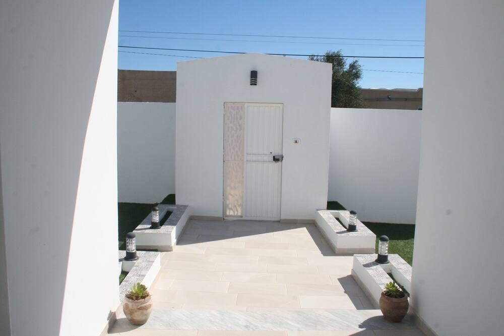Photo of Bedroom in Aghir