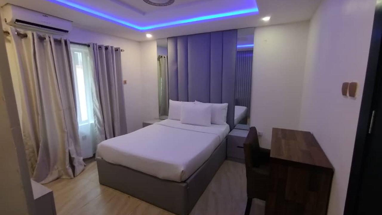 Photo of Bedroom in Ofin
