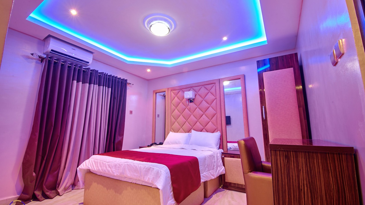 Photo of Bedroom in Ofin