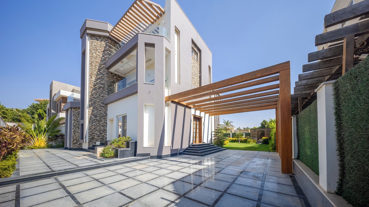 Photo of Outdoor in Sheikh Zayed City