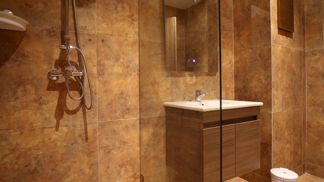 Photo of Bathroom in Isly