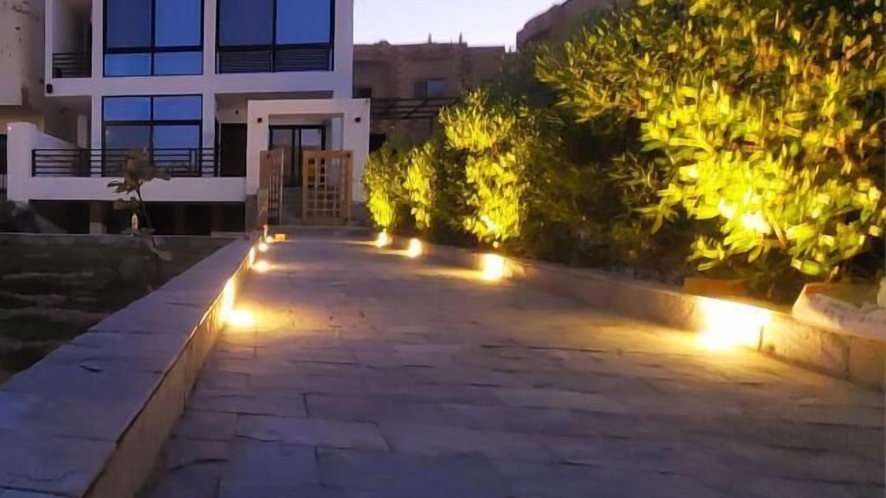 Photo of Outdoor in Village Road