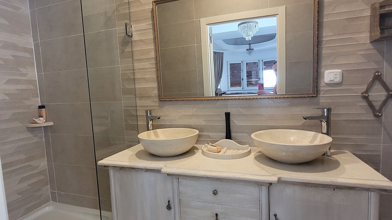 Photo of Bathroom in La Fayette