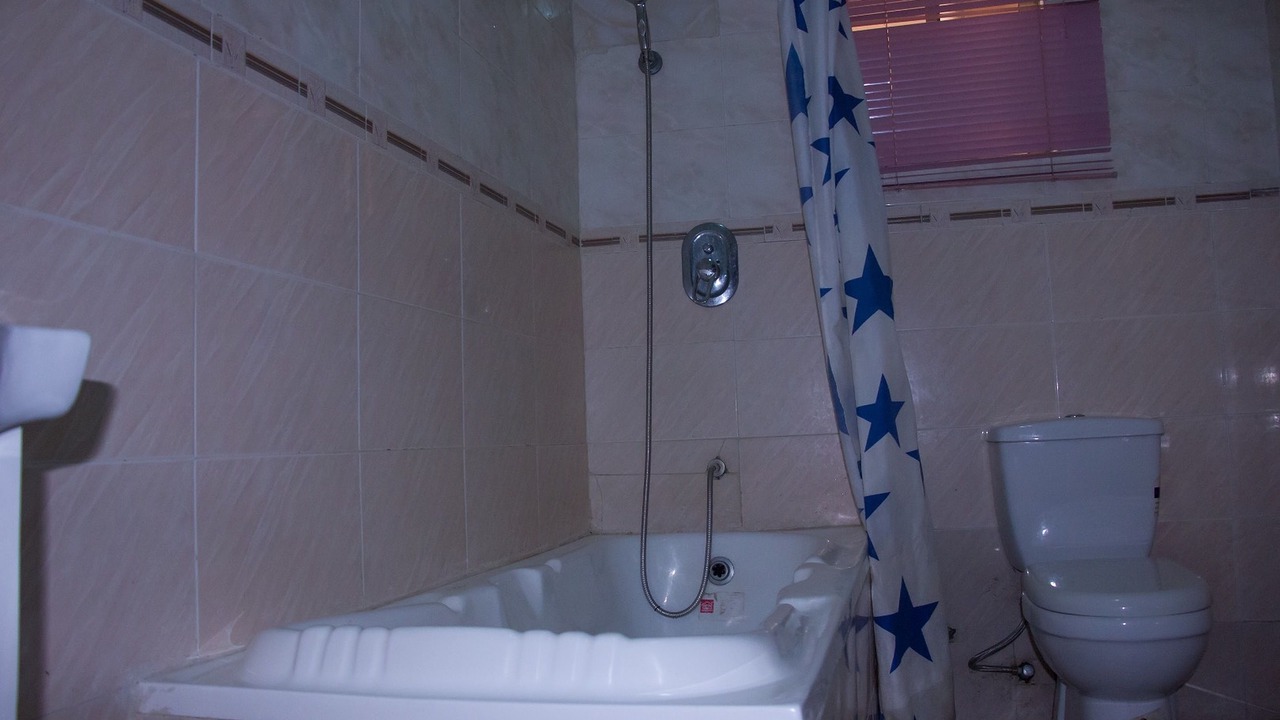 Photo of Bathroom in Ofin