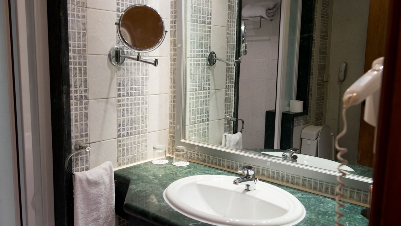Photo of Bathroom in Dream Land