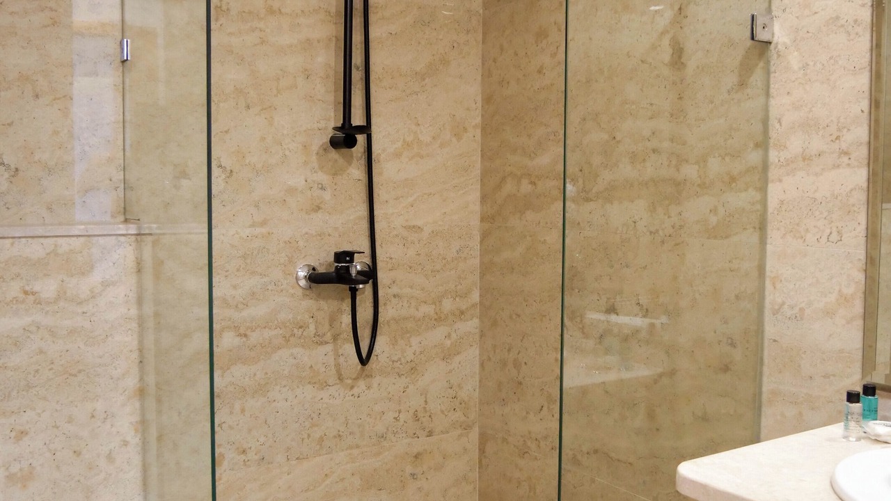 Photo of Bathroom in Aghir