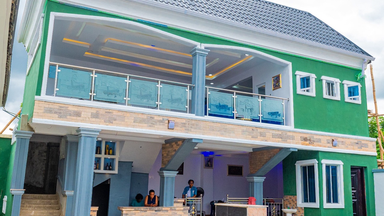 Photo of Outdoor in Oba Ile