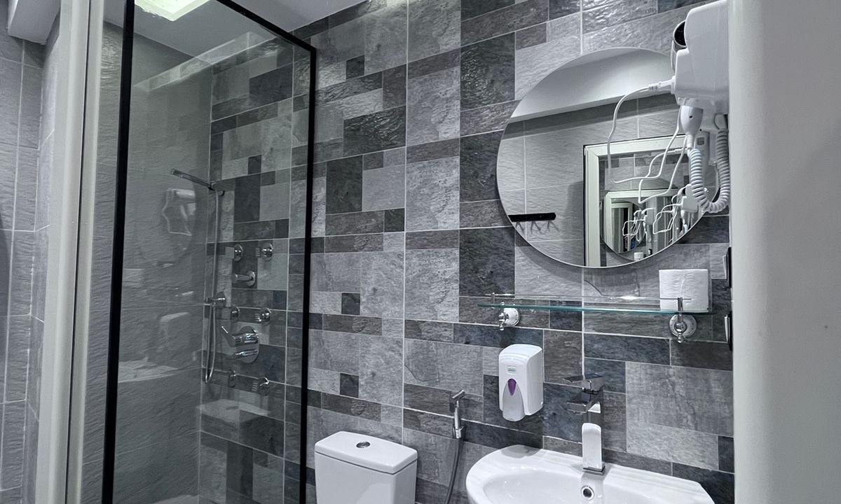 Photo of Bathroom in Abdin