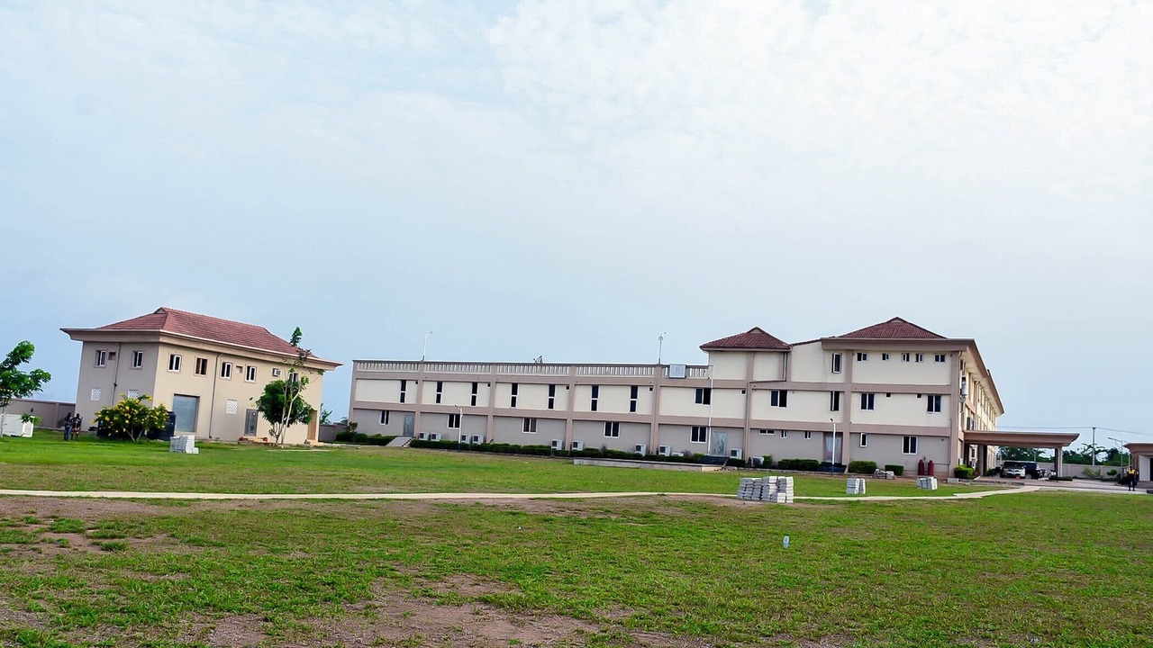Photo of Others in Ibese
