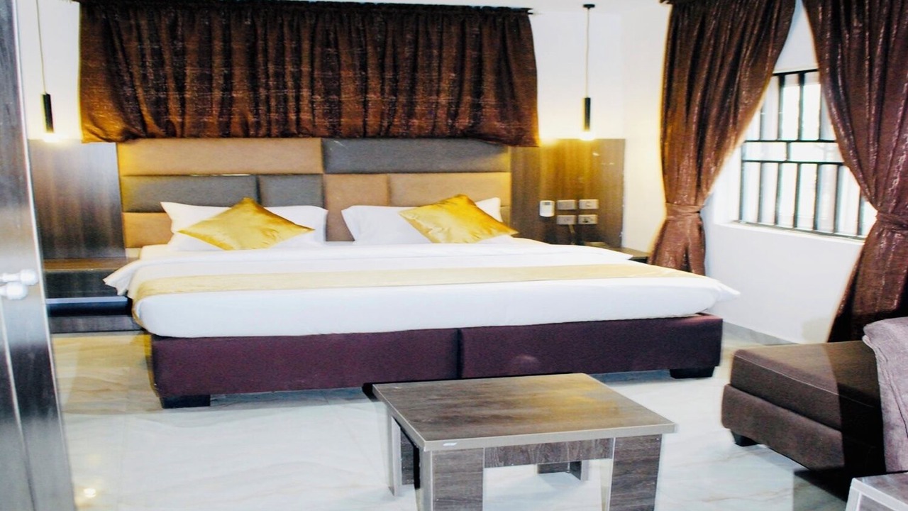 Photo of Bedroom in Obosi