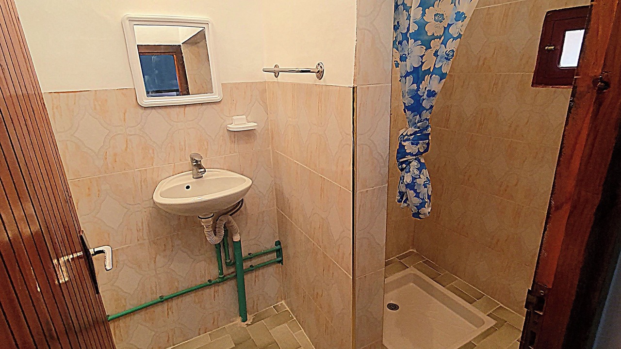 Photo of Bathroom in Tinghir