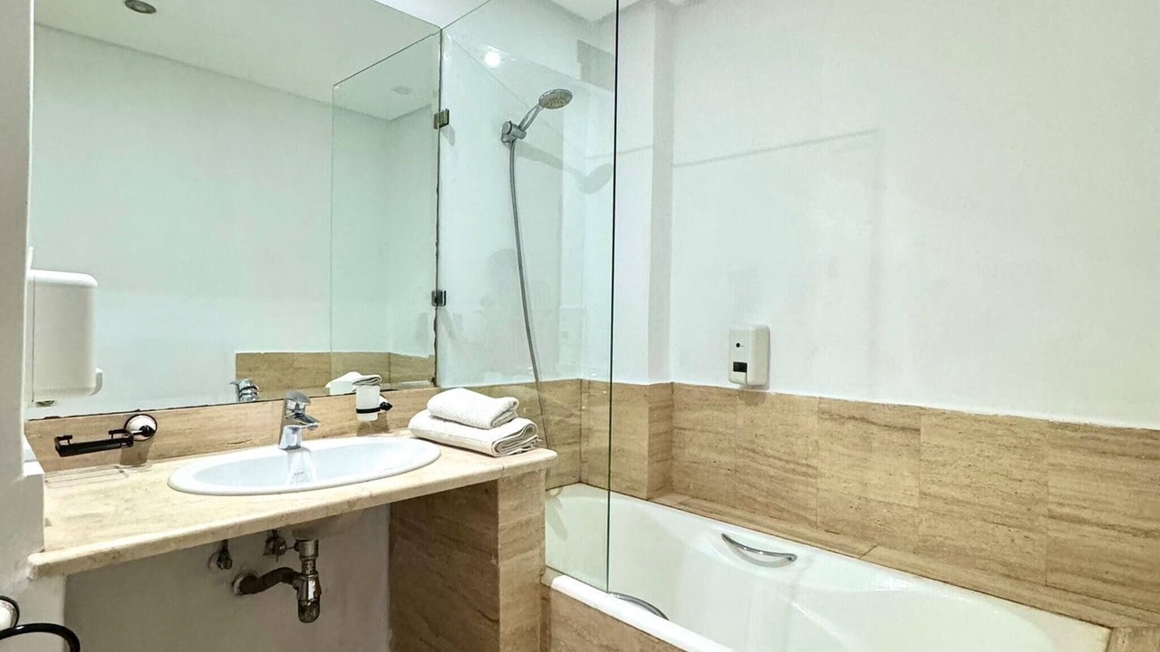 Photo of Bathroom in Menara