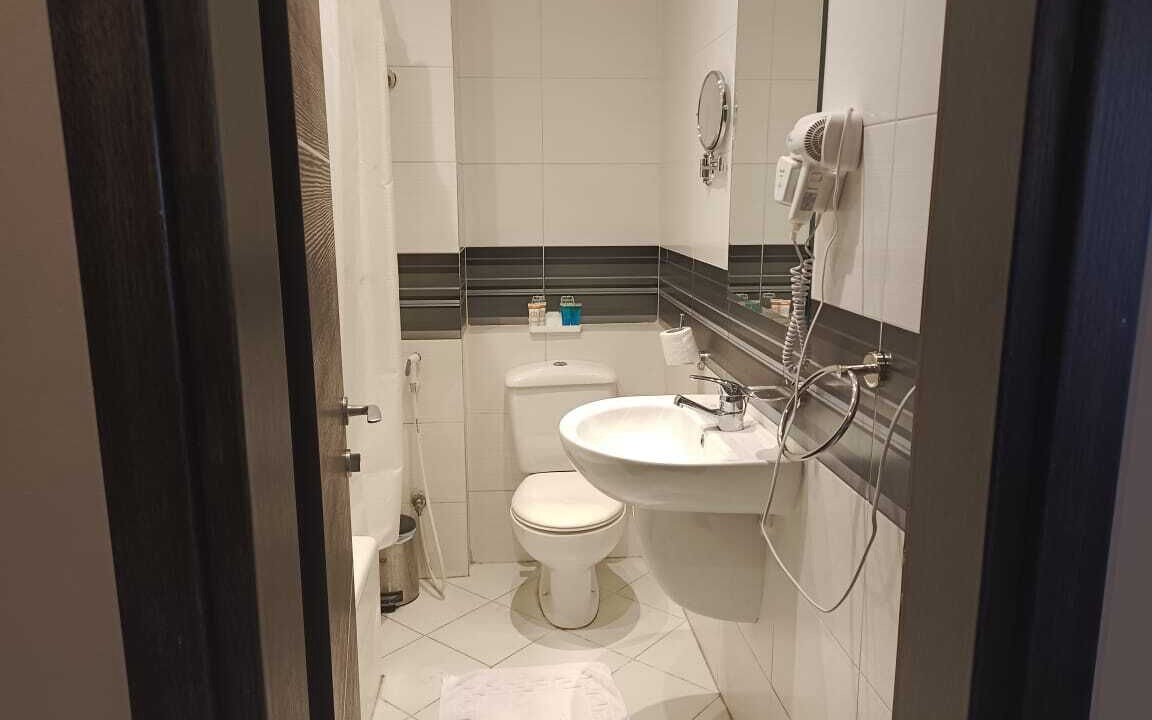 Photo of Bathroom in Al Duqqi