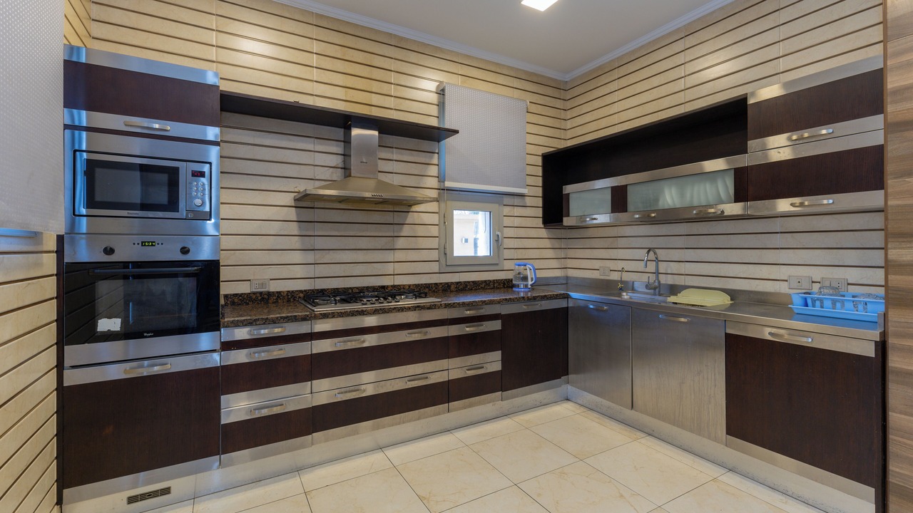Photo of Kitchen in Sheikh Zayed City
