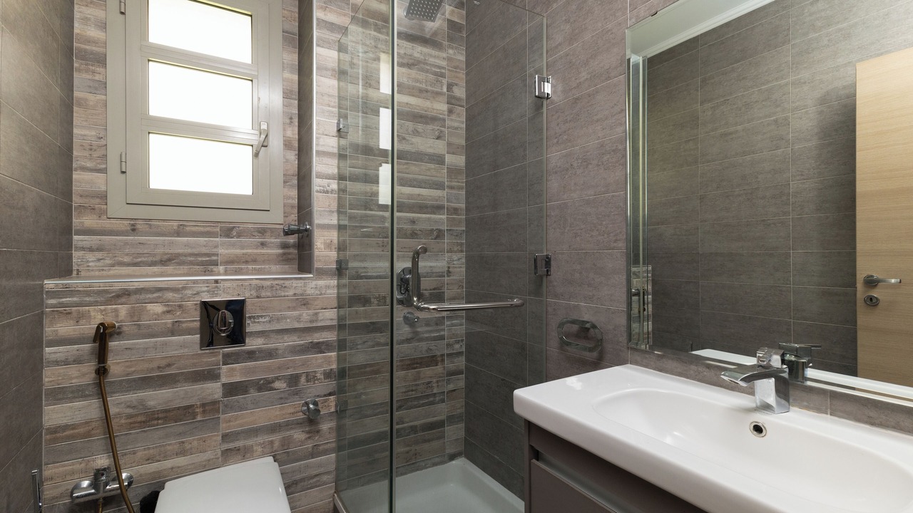 Photo of Bathroom in Sheikh Zayed City