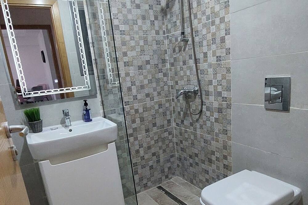 Photo of Bathroom in Les Jardins de l'Aouina