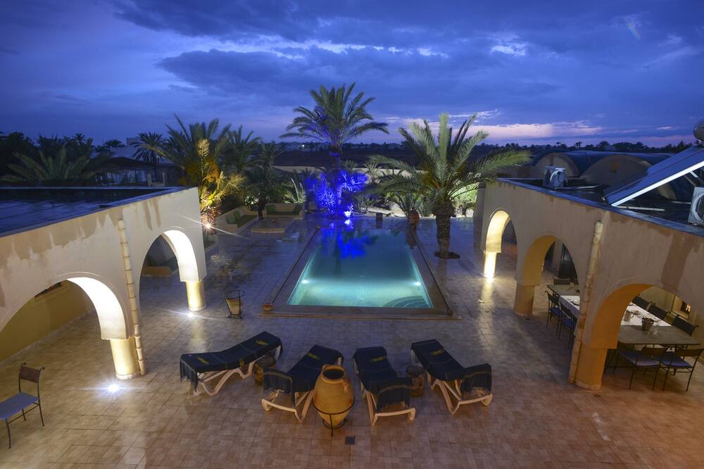 Photo of Outdoor in Mellita