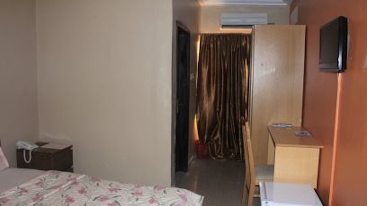 Photo of Bedroom in Ofin