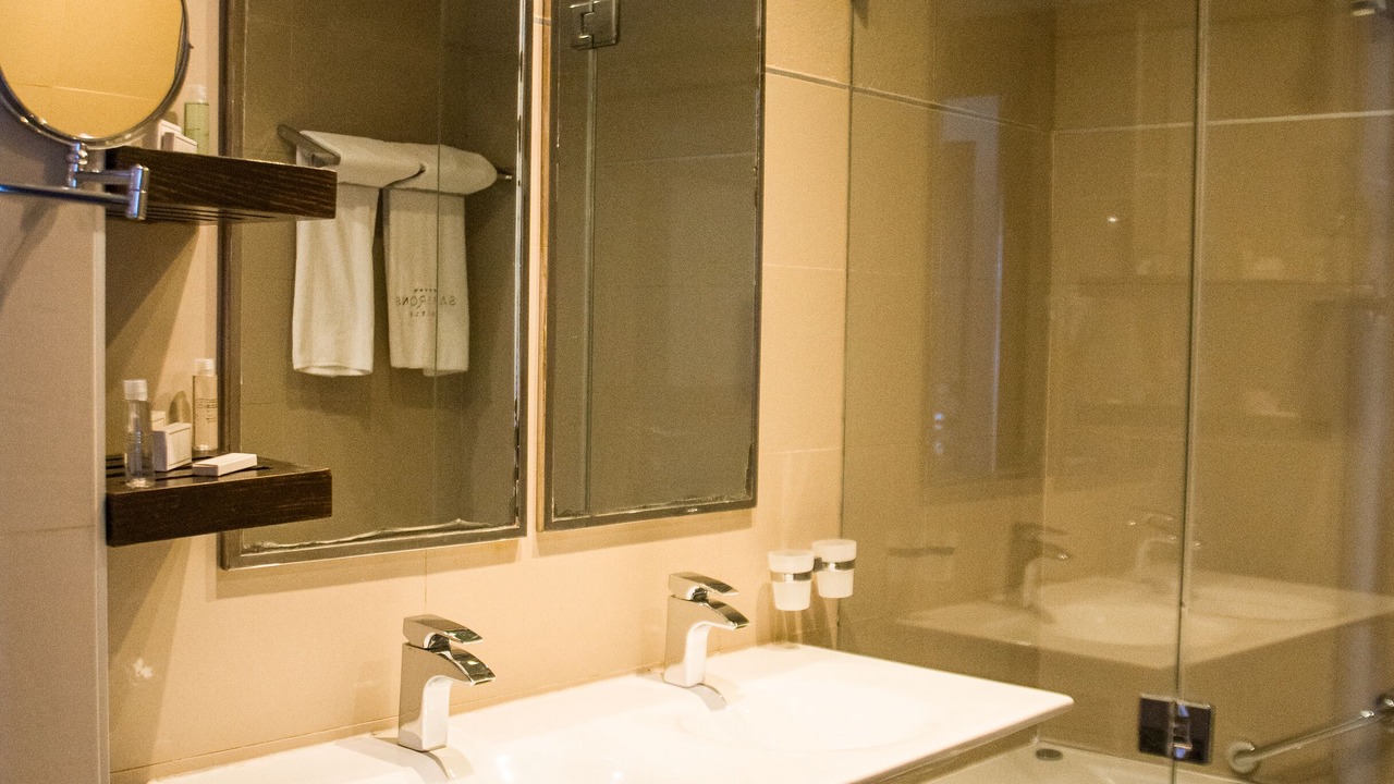 Photo of Bathroom in Ennasr