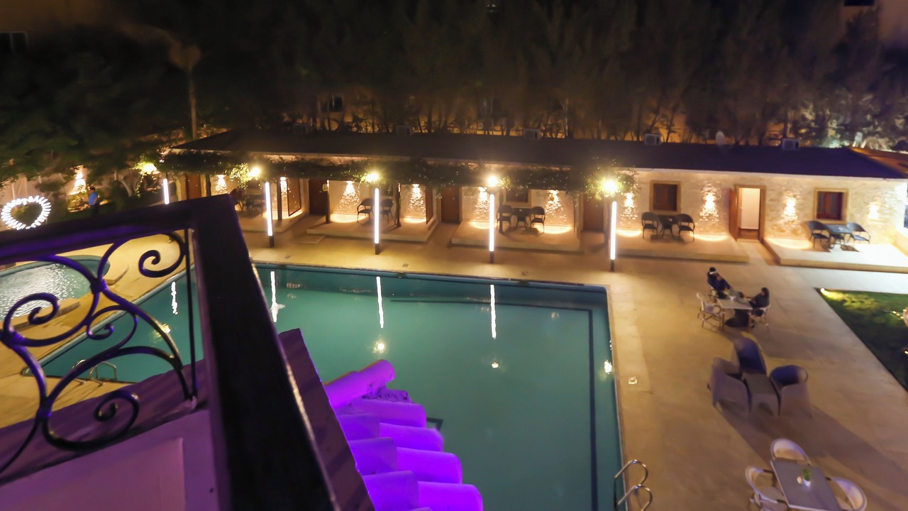 Photo of Bedroom in Pyramids Gardens