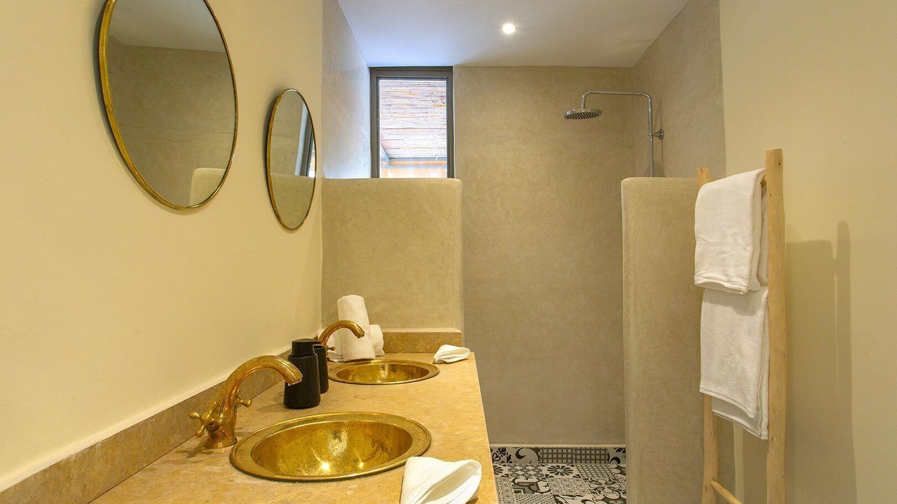 Photo of Bathroom in District of Sidi Youssef Ben Ali