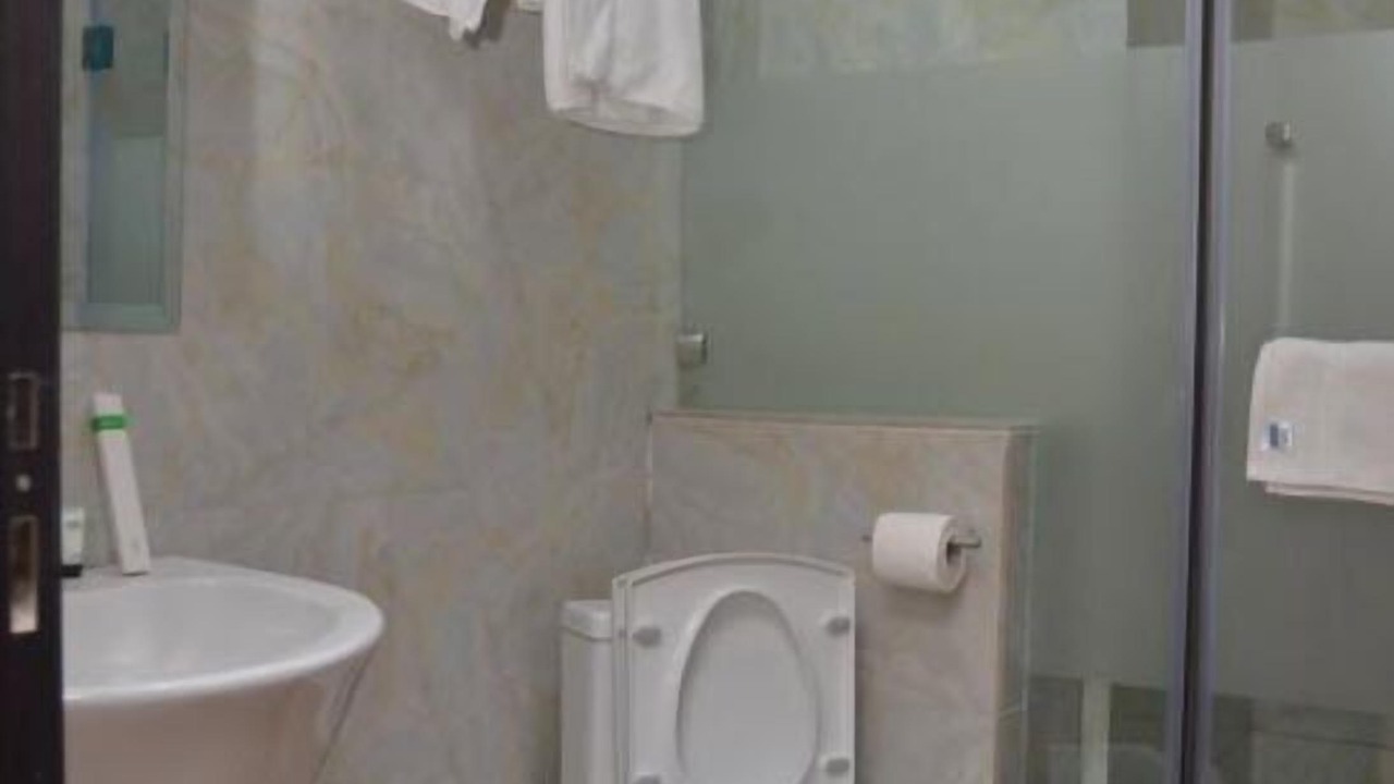 Photo of Bathroom in Ofin