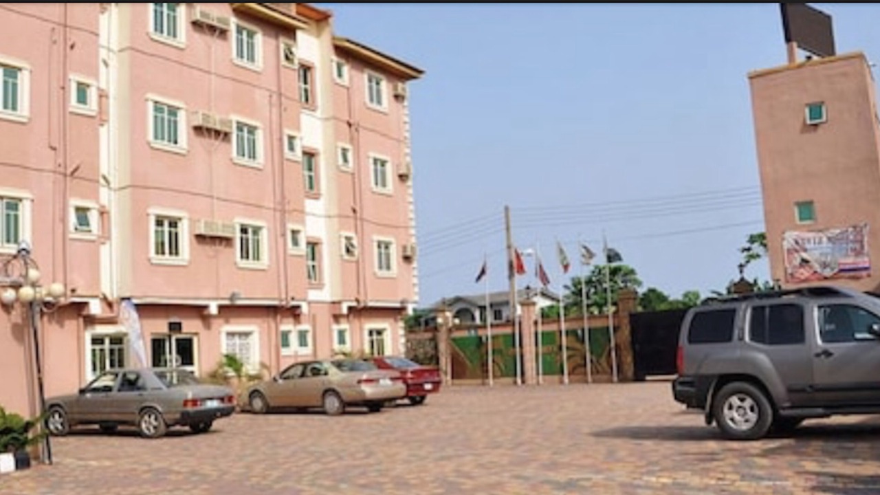 Photo of Others in Ikotun