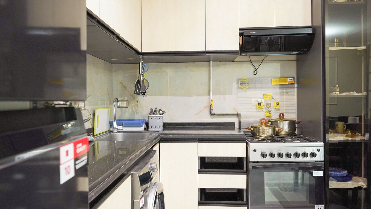 Photo of Kitchen in The 5th Settlement