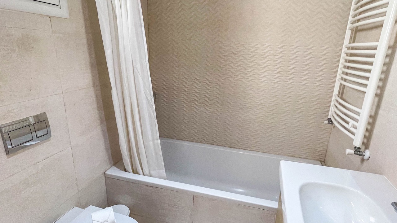 Photo of Bathroom in Jardins De Carthage