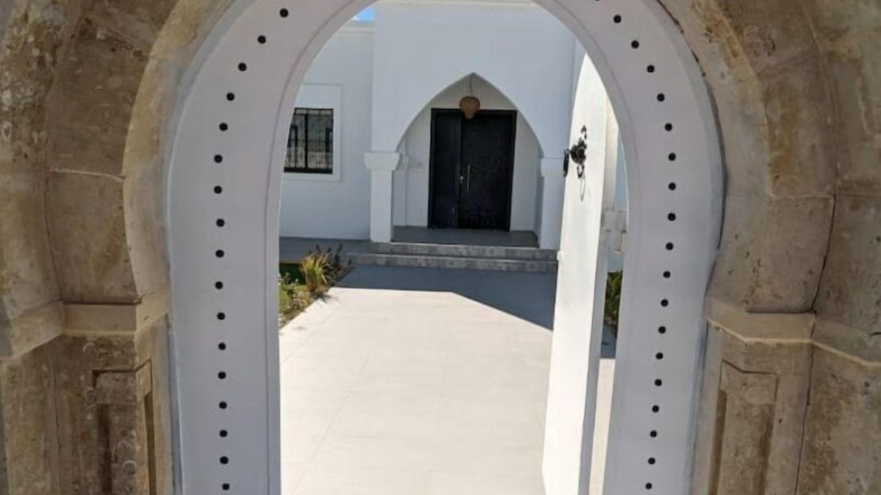 Photo of Outdoor in Erriadh