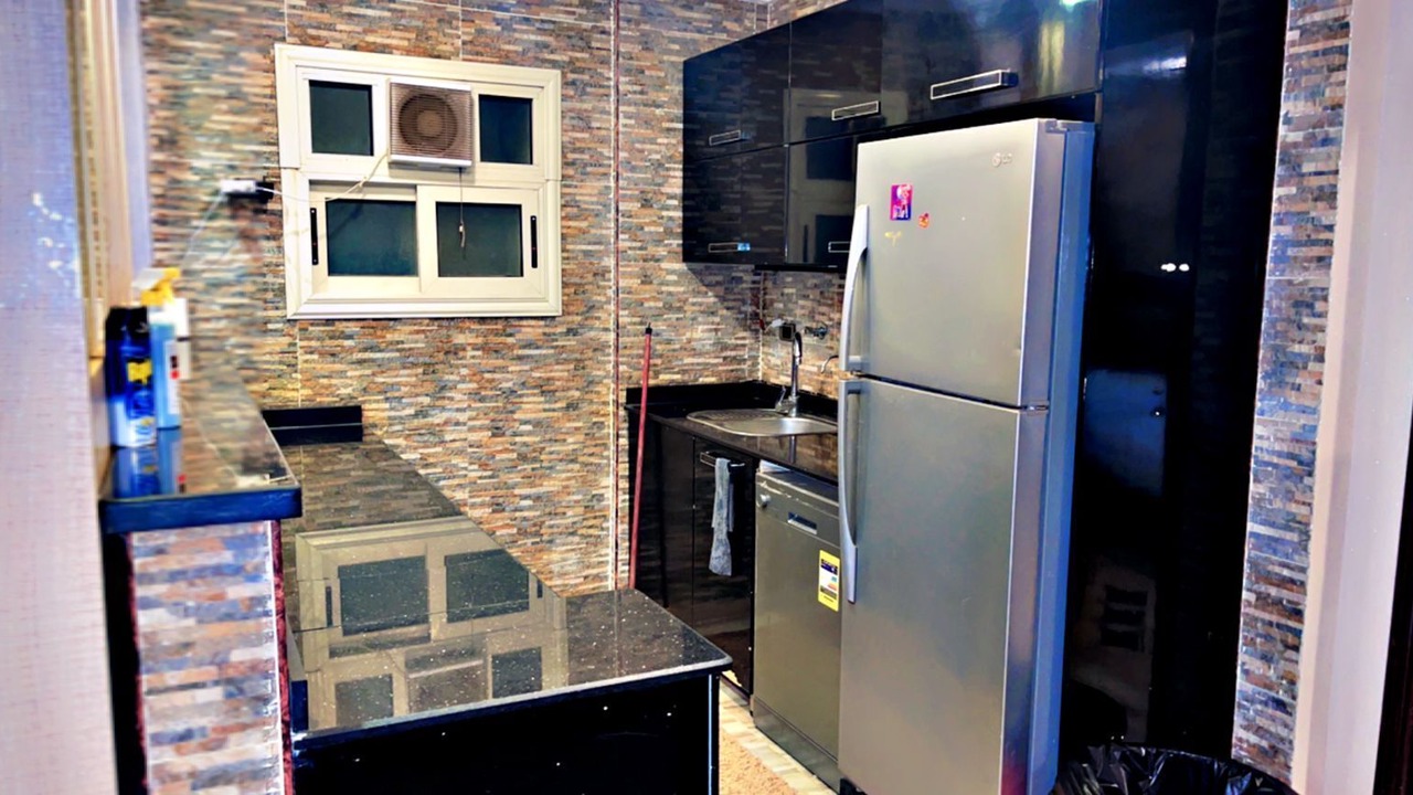 Photo of Kitchen in Sheikh Zayed City