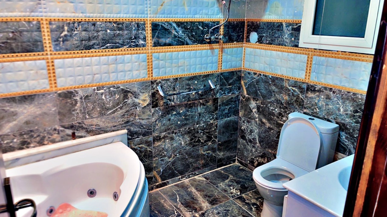 Photo of Bathroom in Sheikh Zayed City