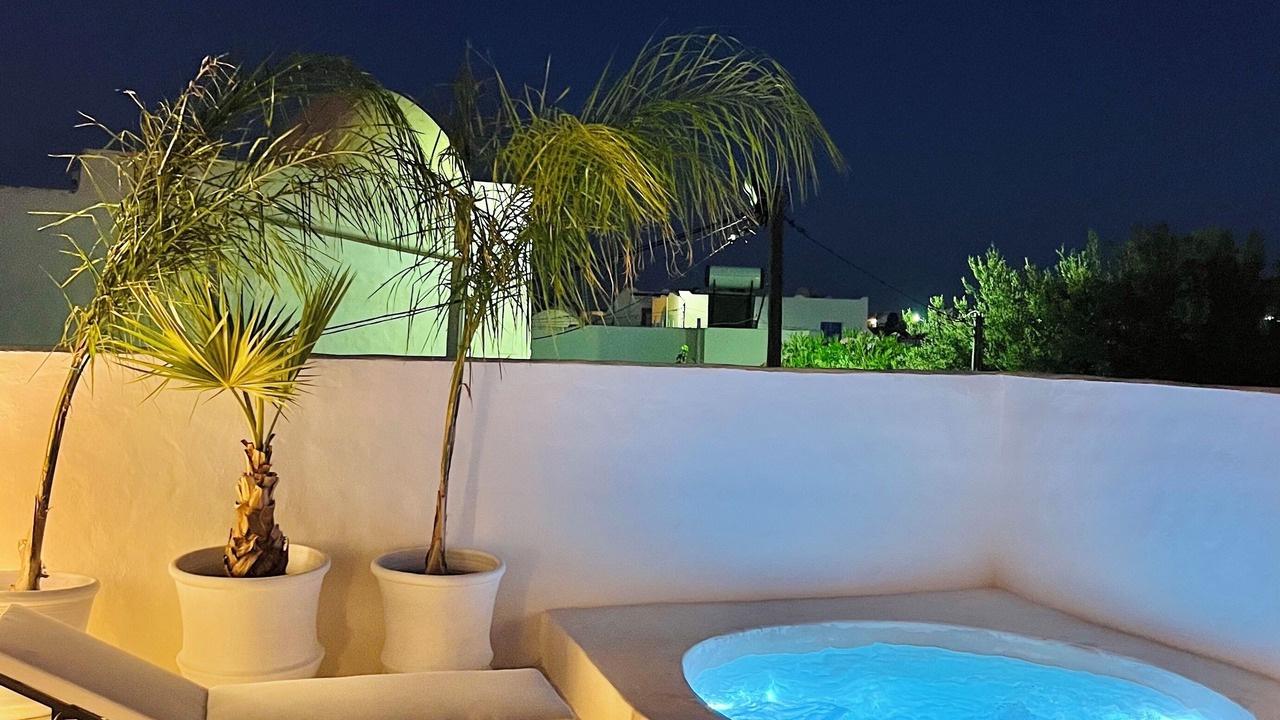 Photo of Outdoor in Erriadh
