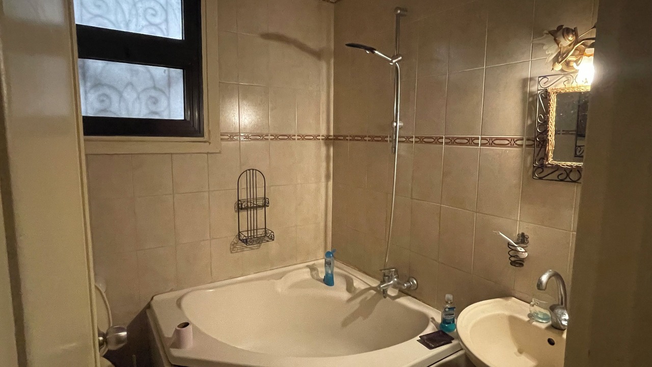 Photo of Bathroom in Garden City