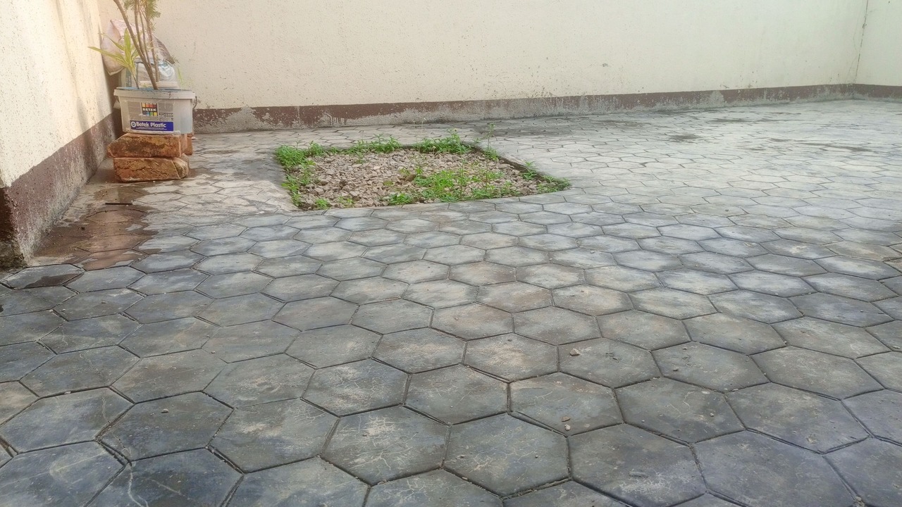 Photo of Outdoor in Ofin