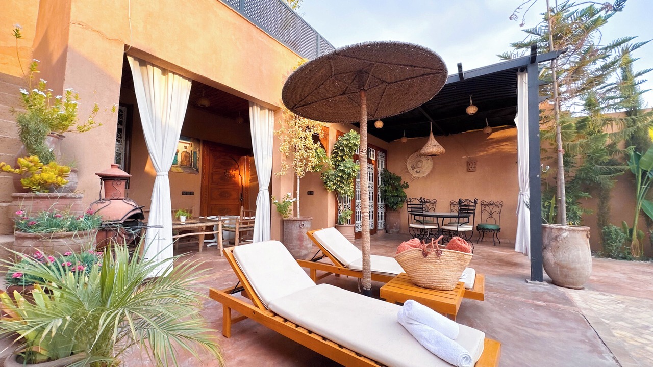 Photo of Outdoor in Menara