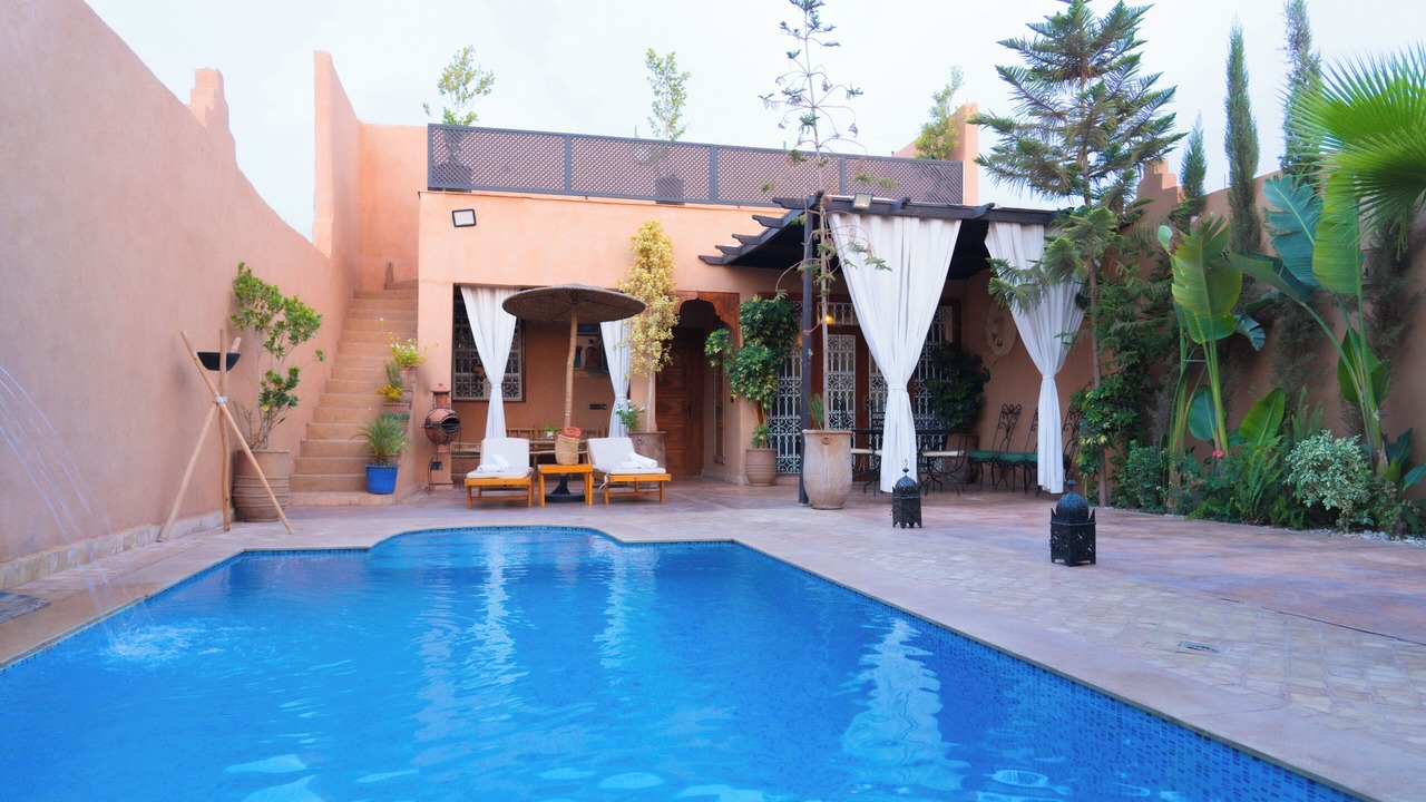 Photo of Outdoor in Menara