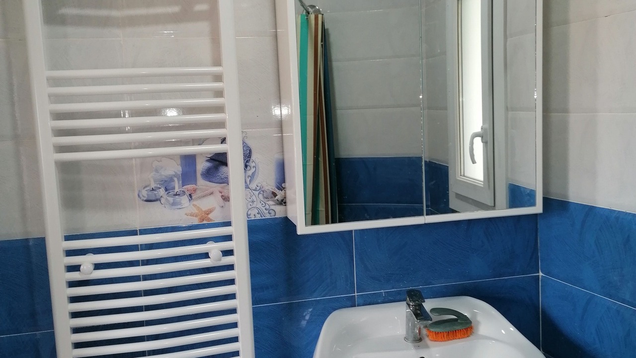 Photo of Bathroom in Ain Temouchent Province