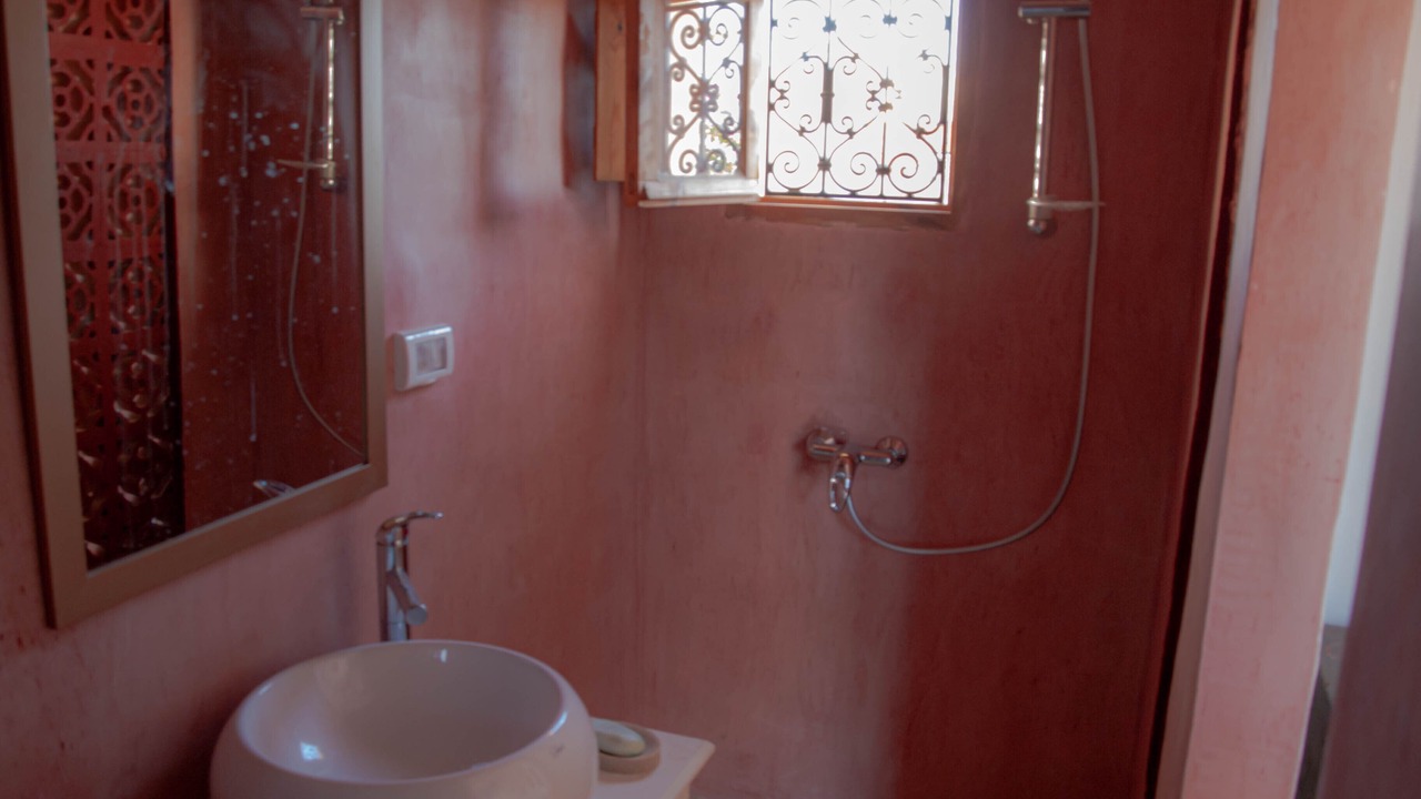 Photo of Bathroom in Erriadh
