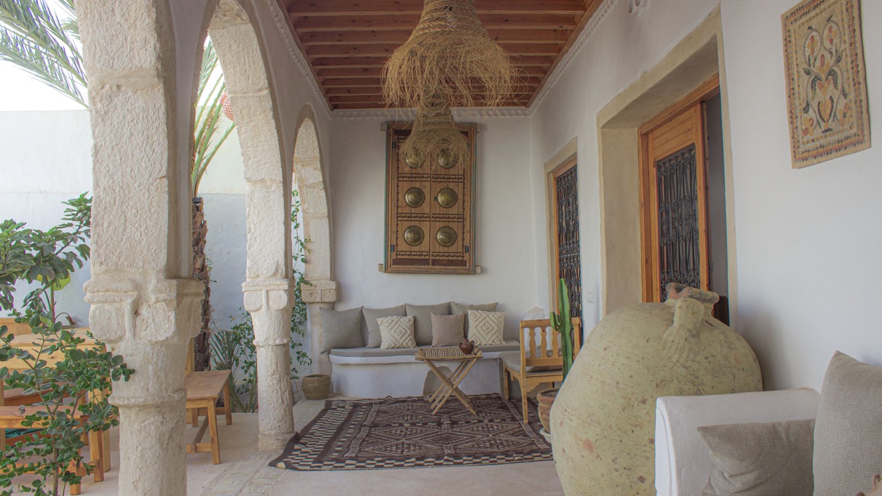 Photo of Outdoor in Erriadh
