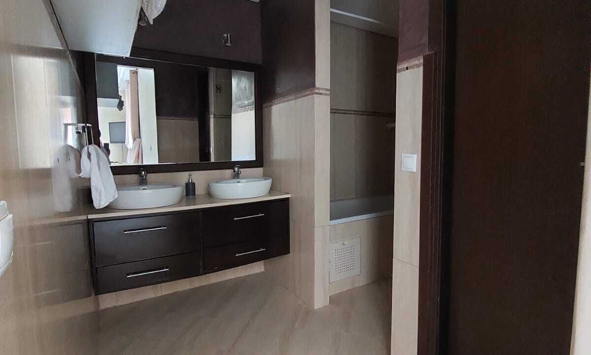 Photo of Bathroom in Annakhil