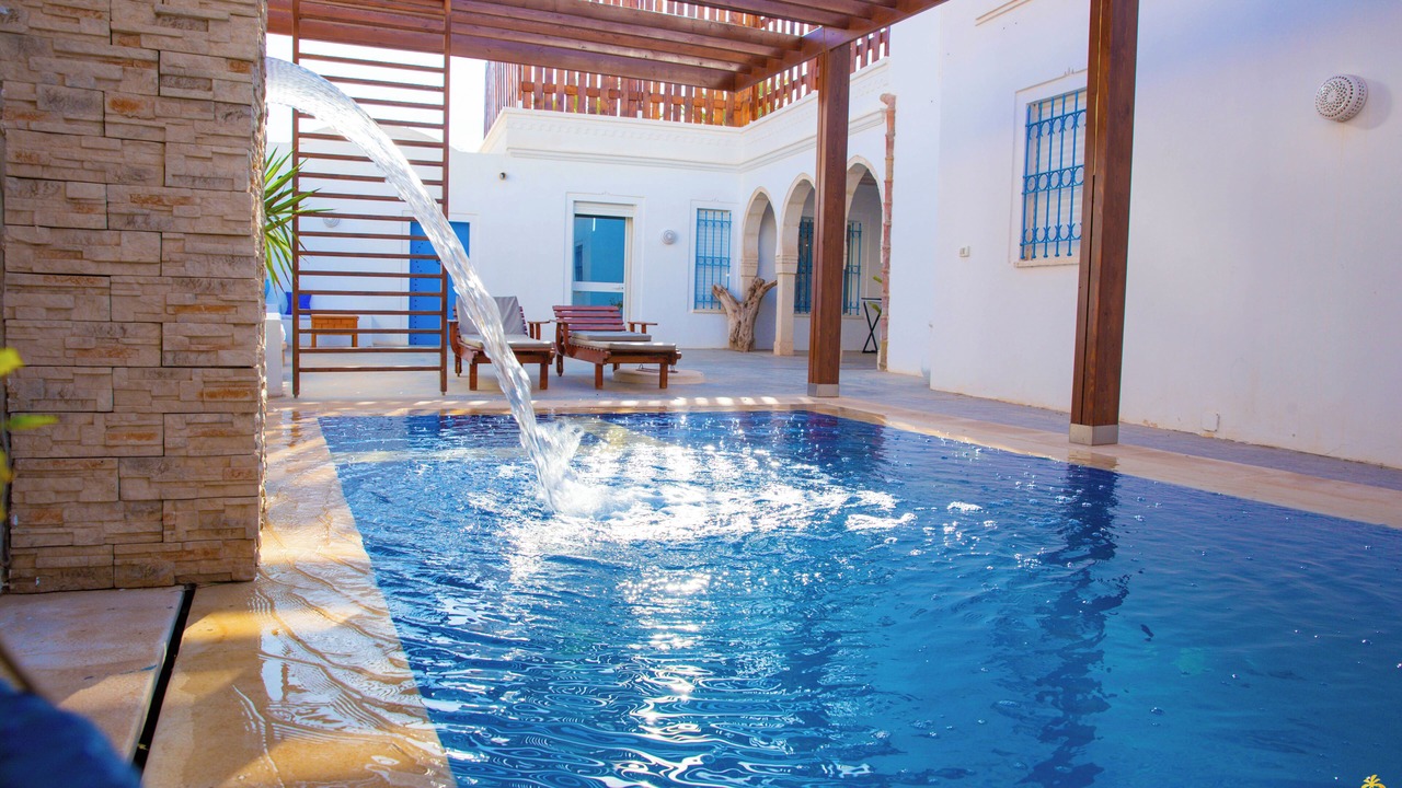 Photo of Outdoor in Erriadh