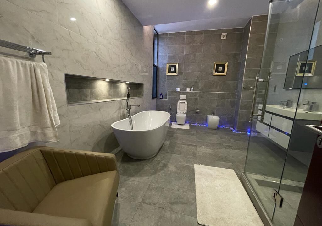 Photo of Bathroom in Ikoyi