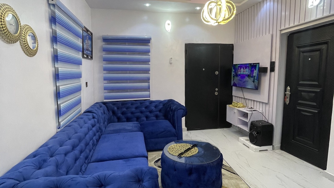 Photo of Livingroom in Sagamu