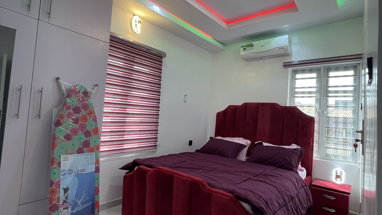 Photo of Bedroom in Sagamu