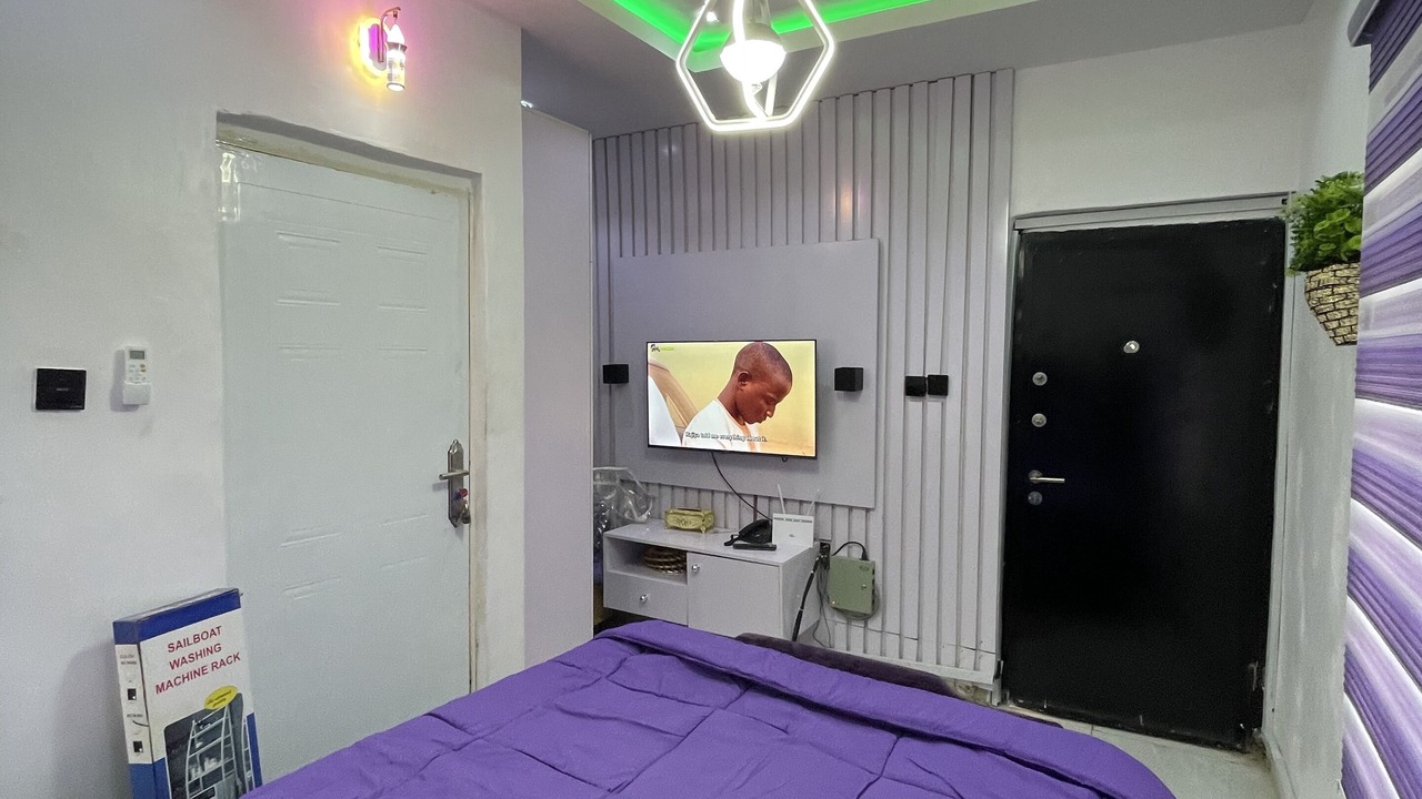 Photo of Bedroom in Sagamu